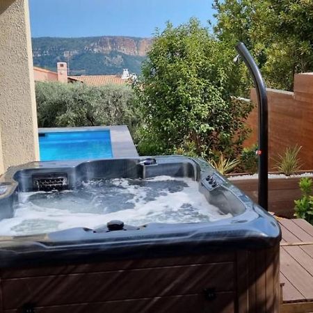 Reves De Vie, Appartement Vue Mer, Grande Piscine Privee , Spa Privatif Cassis Exterior foto